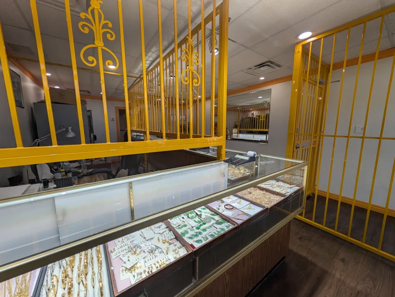 Gold and jade jewelry display at Kim Hoan Jewelry