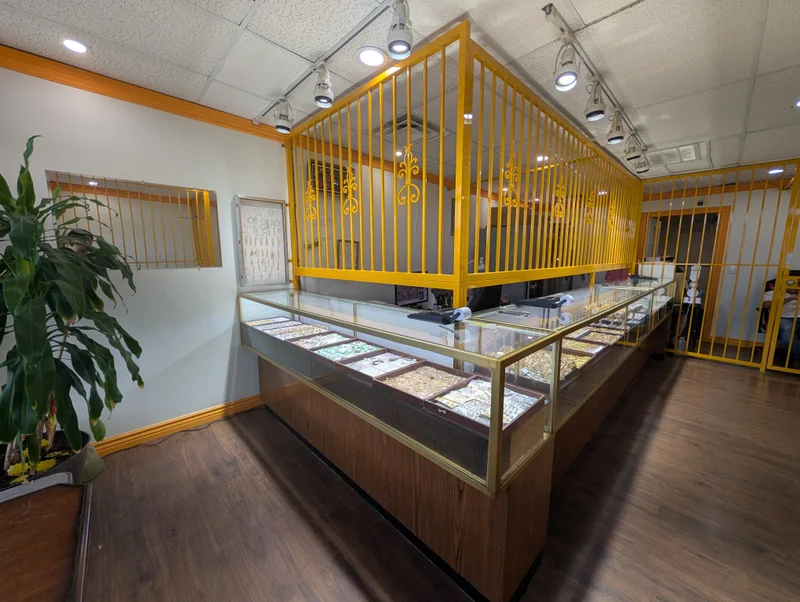Kim Hoan Jewelry showroom in Phoenix